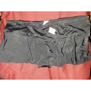 NWT Liz Lange maternity (AD42)